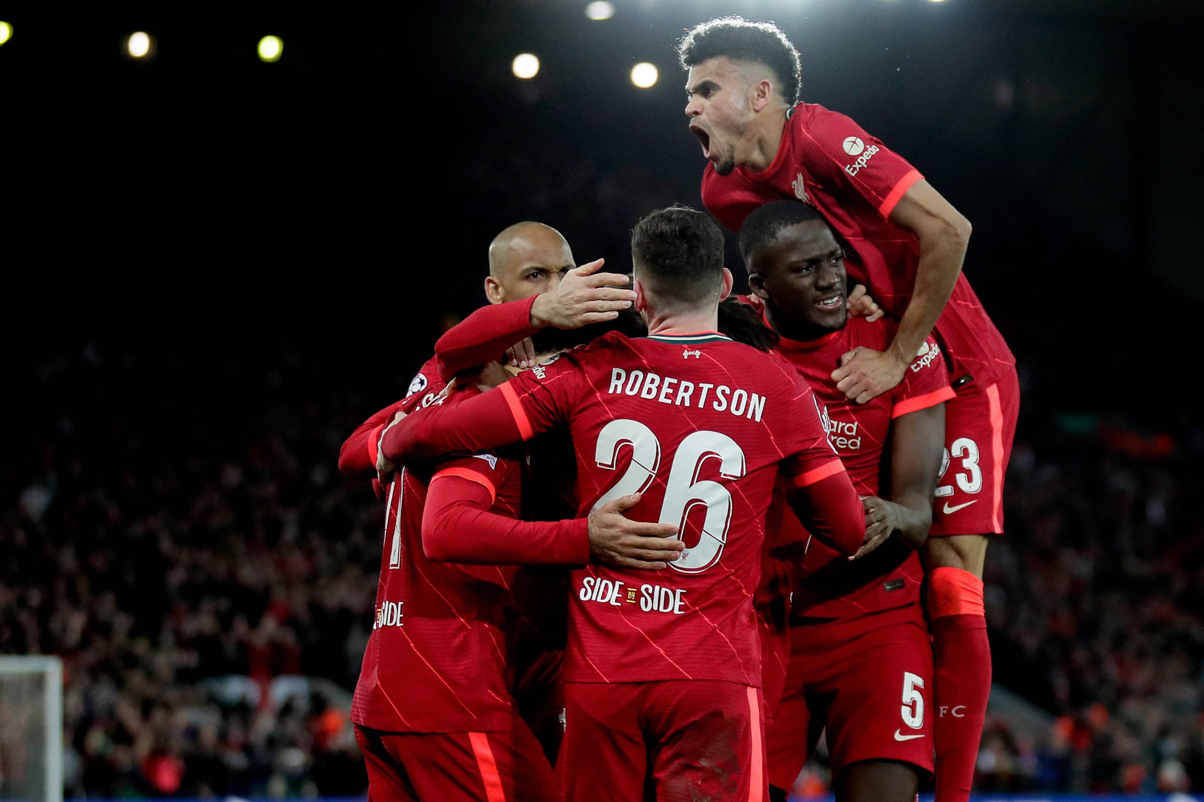 游戏棋牌投注入口包含库里在利物浦比赛中重要助攻，重返赛场引发热议！再创辉煌时刻的词条