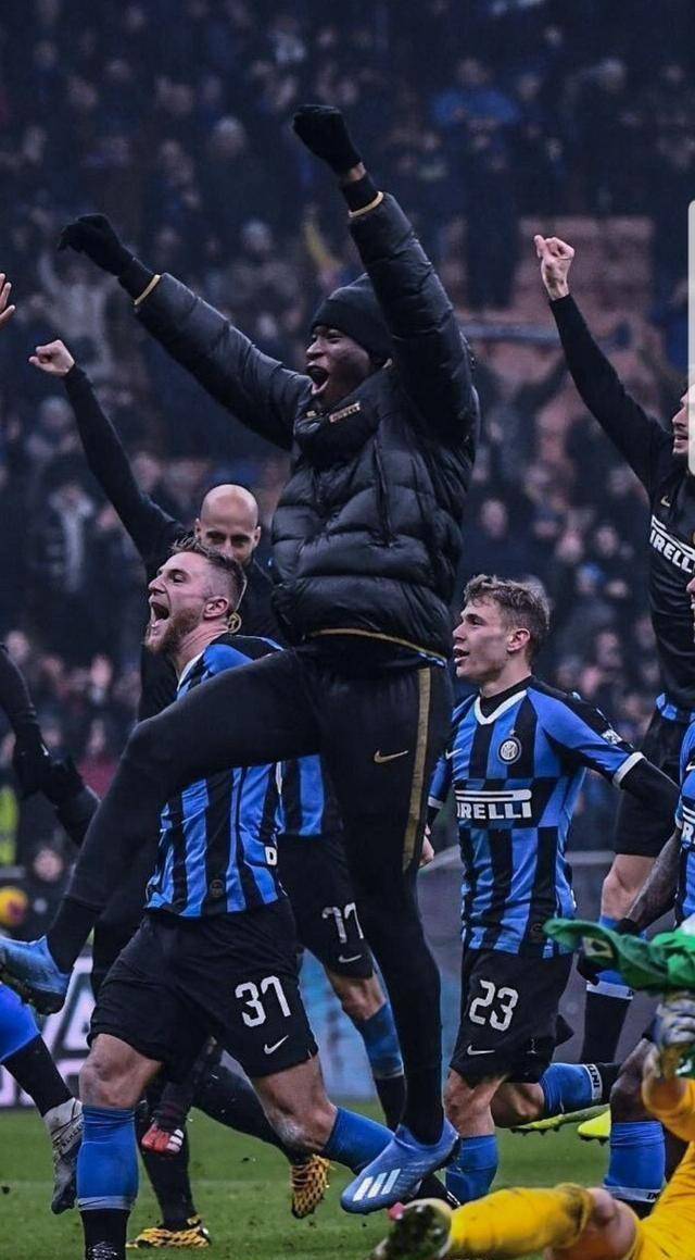 爱游戏官网注册入口意大利杯训练课后再迎强敌；瓦伦西亚更衣室发声；主帅态度：赛场秩序良好；赛程密集仍需轮换的简单介绍