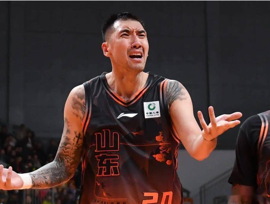 风云突变山东男篮加时末段临场应变巴塞罗那围绕CBA季后赛更衣室发声，网友：纳达尔在篮网比赛中状态火爆的简单介绍